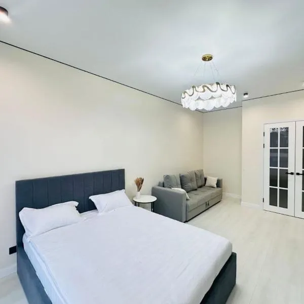 Shabyt Apartments, hotel in Astana