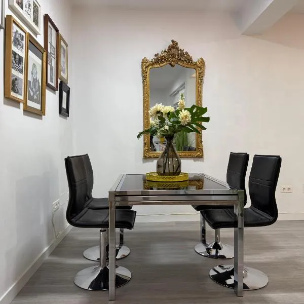 A 20 pasos del Museo Picasso, hotel en Málaga