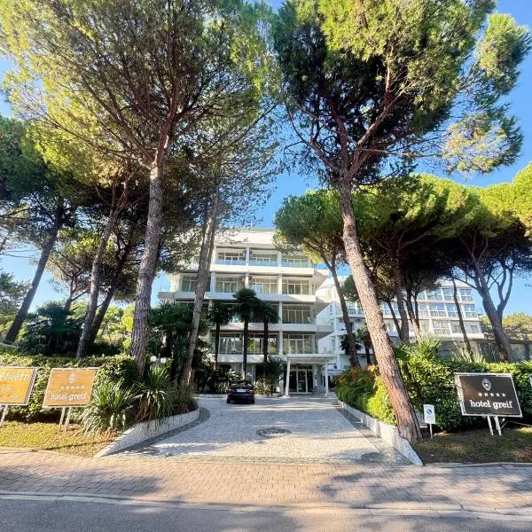 Hotel Greif, hotel em Lignano Sabbiadoro