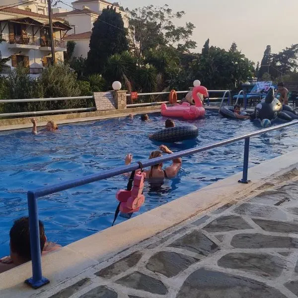 Villa Rena, hotel v mestu Batsi