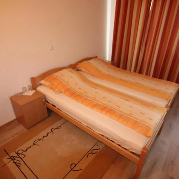 Rooms Zebax, hotelli kohteessa Božići