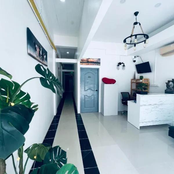 LimeTree Loft Guesthouse, hotel en Patong Beach