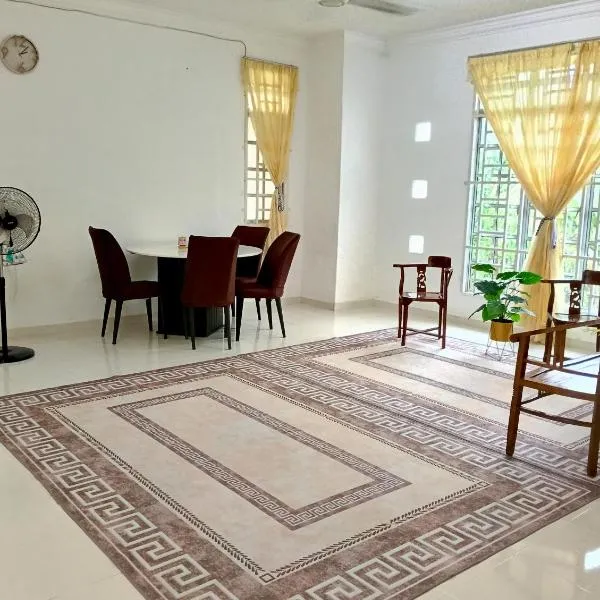 nearby umt unisza hosza litar gong badak airport chelong homestay kuala terengganu, hotel v destinaci Kampong Bukit Berangan