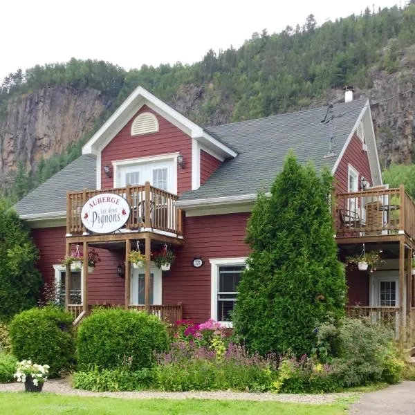 B&B Les Deux Pignons – hotel w mieście Petit-Saguenay