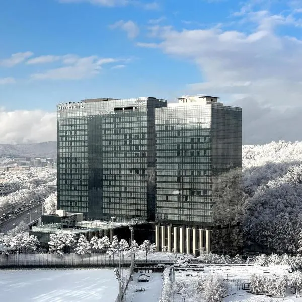 DoubleTree By Hilton Seoul Pangyo, hotel in Seongnam