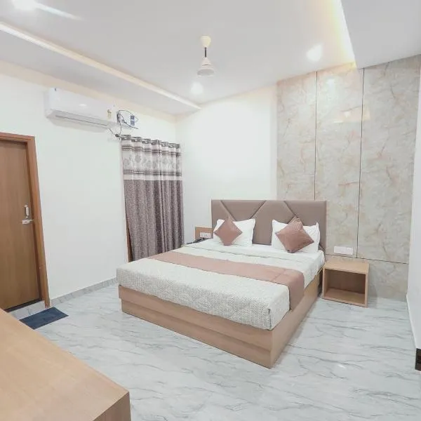 Hotel Pilgrim walking distance From Golden Temple, Hotel in Amritsar
