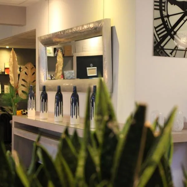 The Originals Boutique, Hôtel Neptune, Montpellier Sud, Hotel in Carnon-Plage
