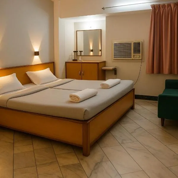 Prayagraj में, होटल Subhash Hotel