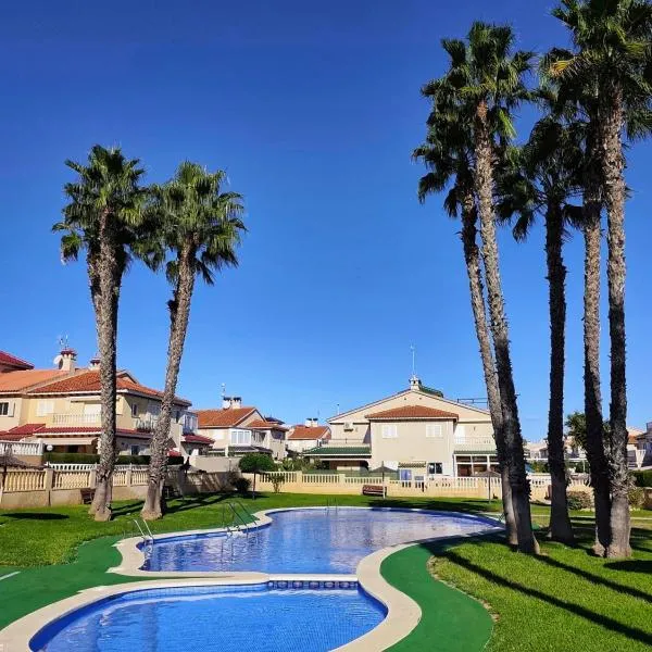 Light Blue Apartment Orihuela Costa, hotel i Orihuela Costa