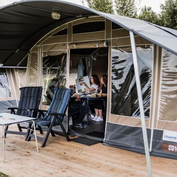 Ingeldorf에 위치한 호텔 Camping Gritt - Lodge de Luxe
