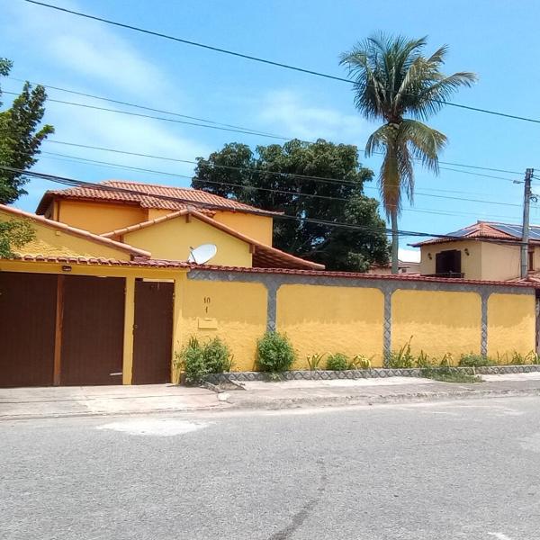 Casa independente com piscina emCabo Frio RJ