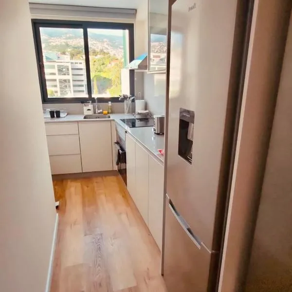 Apartment with Mountain View, Hotel in Funchal