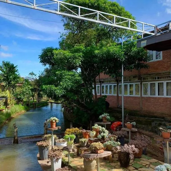 Suối Xanh Garden, hotel en Gia Nghĩa