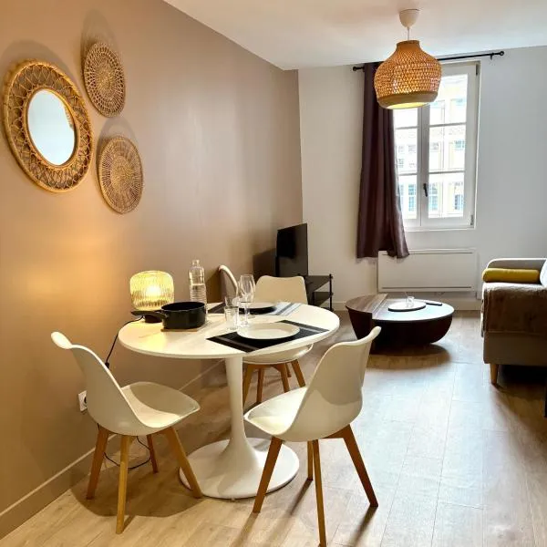 Le Charmant-T2 rénové-Plein centre de Limoges, khách sạn ở Limoges