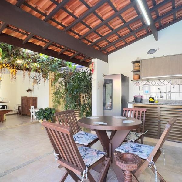 Aconchego e diversão em Peruíbe sobrado com estrutura completa para sua família ar condicionado, churrasqueira ,academia, cervejeira, piscina - Foto 5