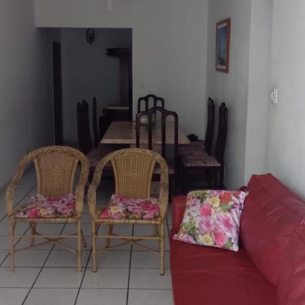 Apartamento frente para o mar