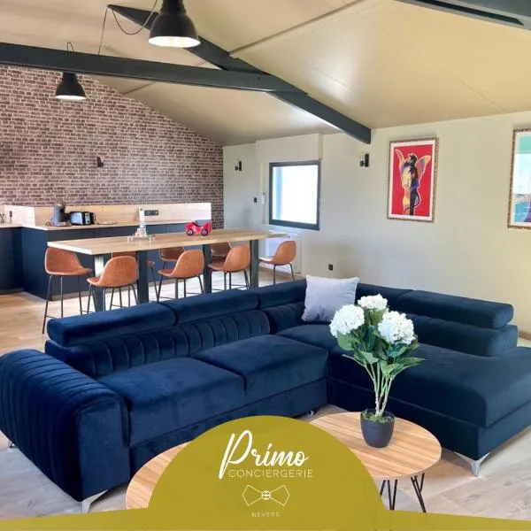 Le Loft Manhattan, en centre ville, proche Sainte Bernadette avec Parking, PRIMO C0NCIERGERIE, hotel a Nevers