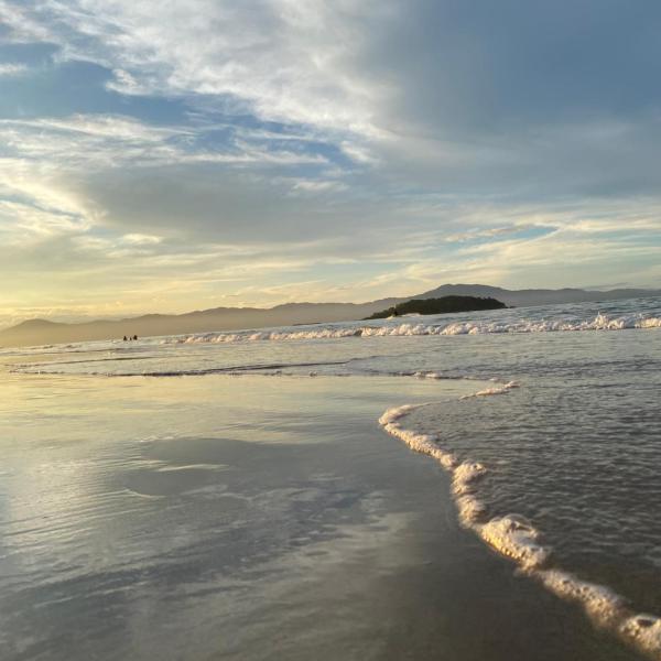 Pé na areia
