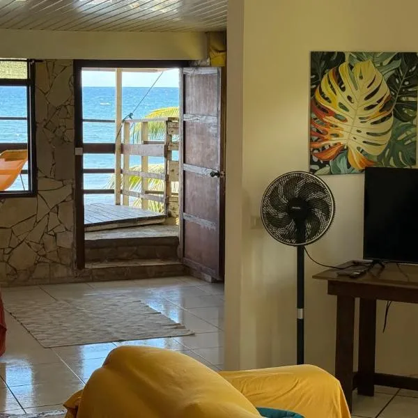 Ave Surfing House, hotel in Mahina