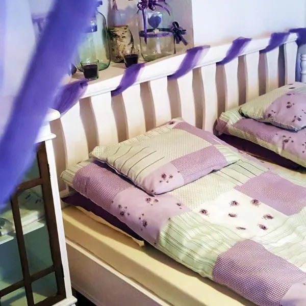 Kis Sziget Vendégház, hotel Nagybörzsönyben