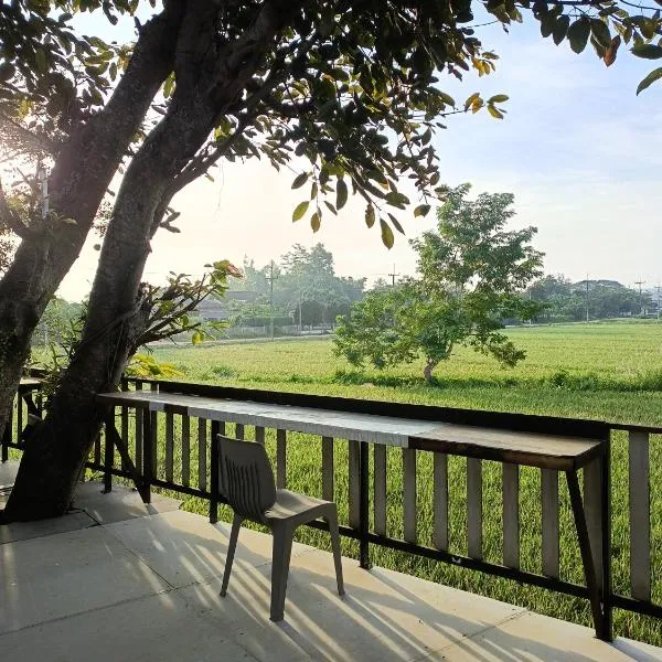Six Nature Resort, hotel in Chiang Rai