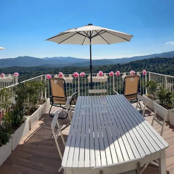 Homeliday RELAX โรงแรมในCaldana