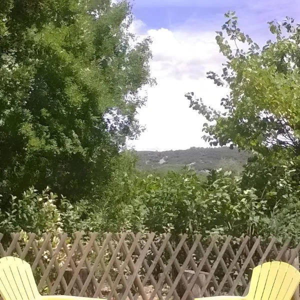 La Colline des Pins，Aniane的飯店