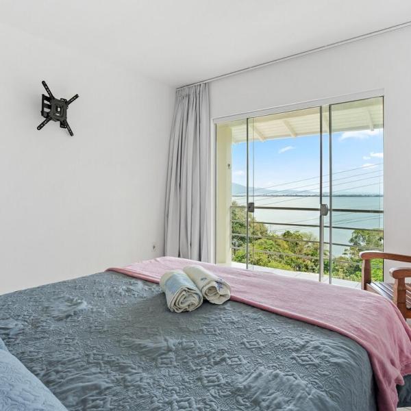 Casa Sambaqui Amplitude Charm and 100m from the Sea