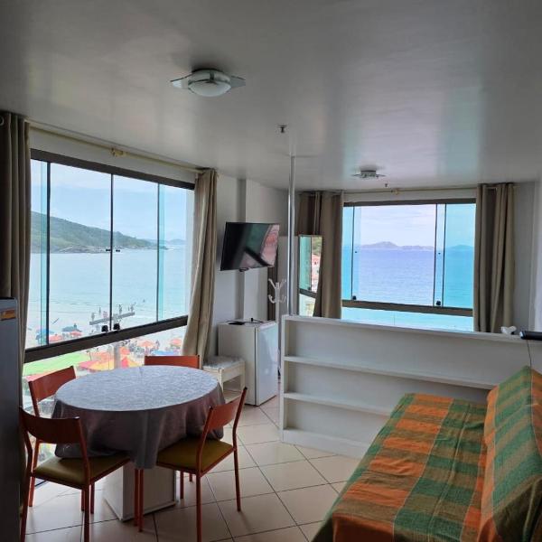 LOFT - Beira Mar, com piscina, Wi-Fi e garagem