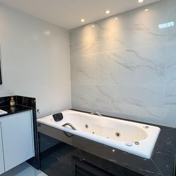 Casa de Madeira Castelhanos com Piscina e 4 Suítes - Foto 2