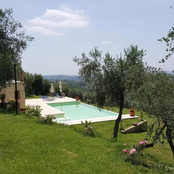 Il Merangolo, hotel in Montebuono