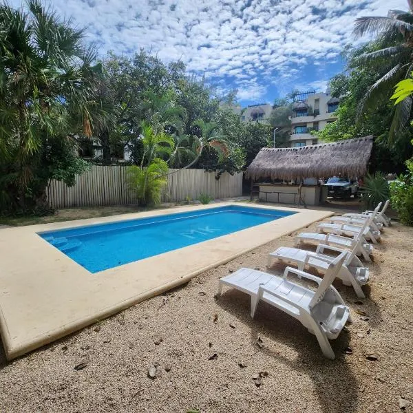 MK BEACH Playa Del Carmen, hotel in Playa del Carmen