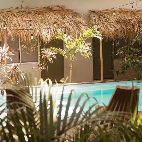 Refugio Surf Lodge, ξενοδοχείο στο Ταμαρίντο