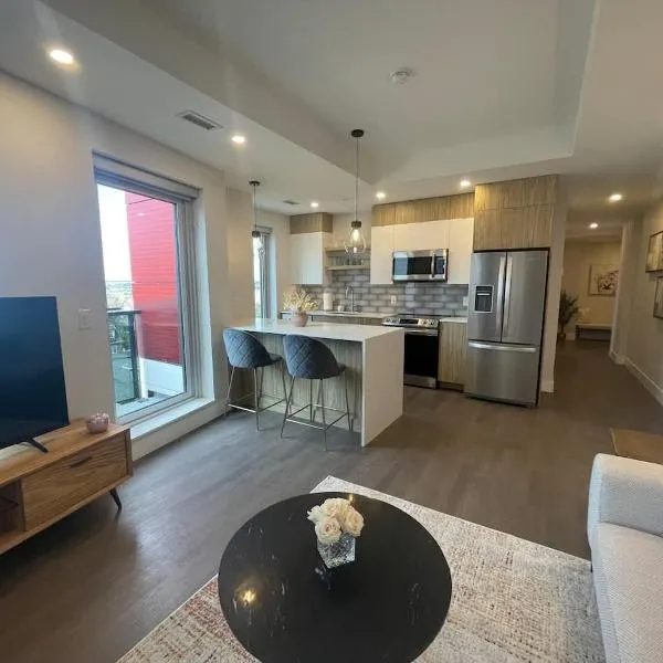 Downtown Spotless 2 Bed 2 Bath with 6 appliances, ξενοδοχείο στο Χάλιφαξ