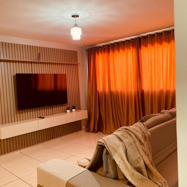APARTAMENTO FAMÍLIA 3 Quartos 6 Hóspedes 2 BANHEIROS GARAGEM GRÁTIS CENTRO DE FOZ
