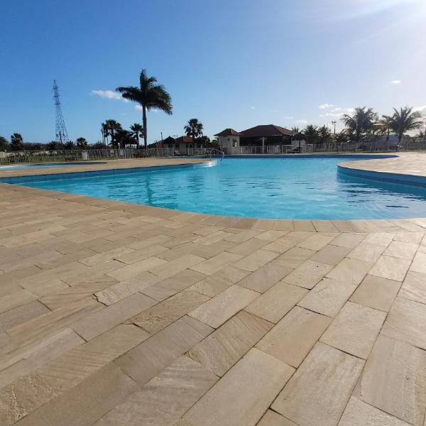 Casa térrea em Condomínio Araruama