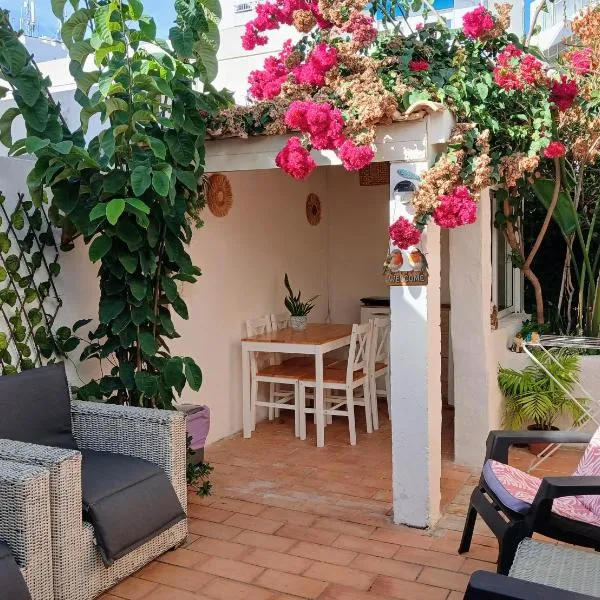 Casa Rustica - Courtyard House, hotell sihtkohas Olhão