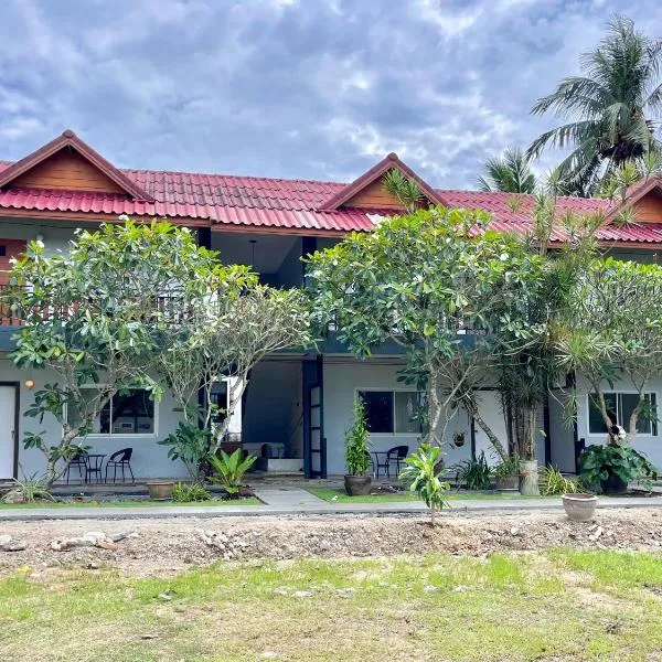 Book Lanta House, hotel Ban Ru Yai városában