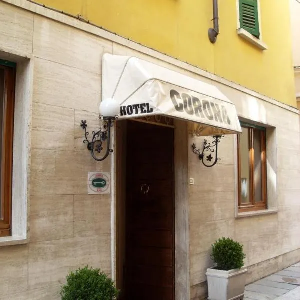 Albergo Corona, hotel en Salsomaggiore Terme