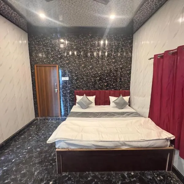 Rita Shree Homestay At Ayodhya Highway, hotel en Sultānpur