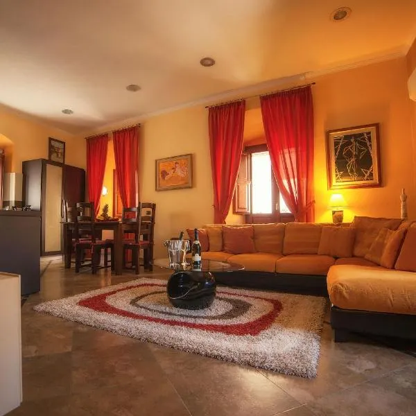 Luxury Home Bosa Apartment, hotel in Bosa