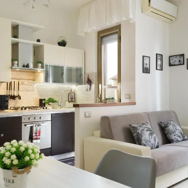 Bilocale moderno a Bollate vicino a Fieramilano e Milano Ice Park, hotel v destinaci Bollate