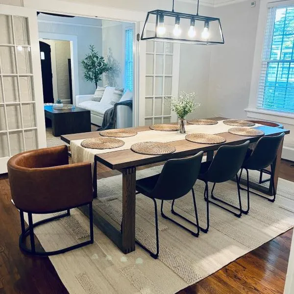 Cozy house 15 mins to Fort Benning in Central Columbus, מלון בקולמבוס