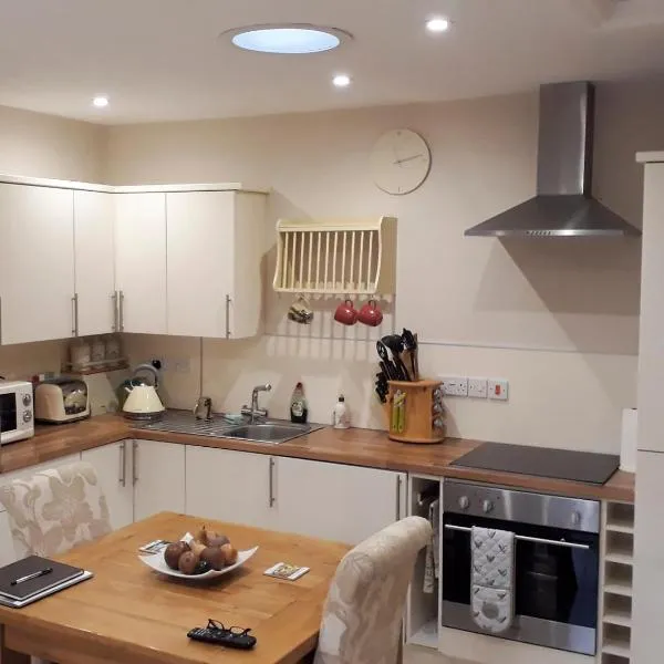 The Left Luggage Office, hotel in Falstone