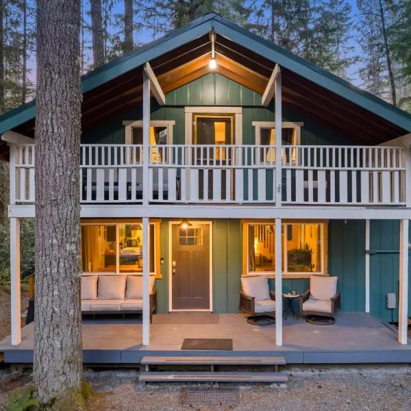 The Green House- 8 mins to Mt Rainier National Park, hotel a Ashford