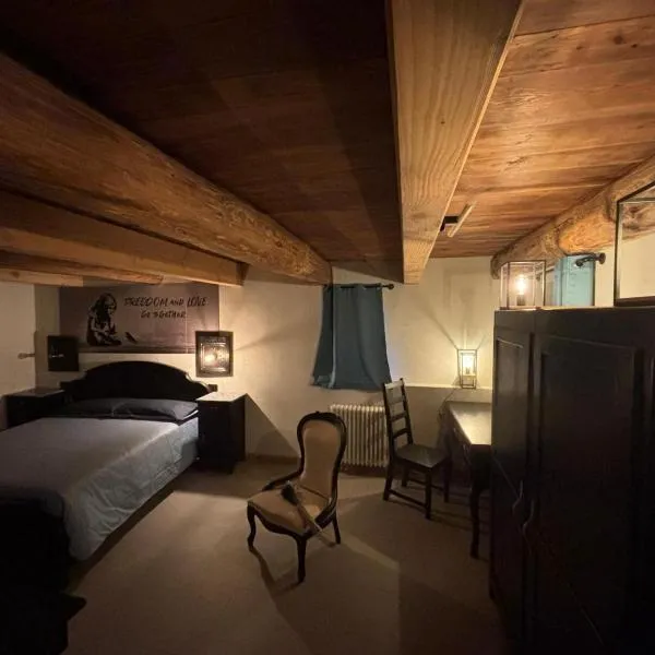 Riverside Room Joseph, hôtel à Pontboset