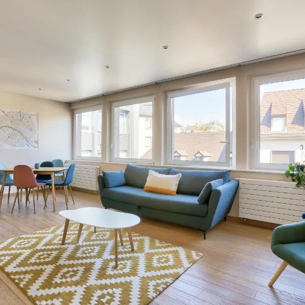 Appartement spacieux au cœur de Strasbourg, hotel i Strasbourg