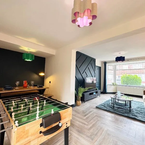 Family & Pet-Friendly 5pp, Parking, 20 min to City, hotel a Manchester