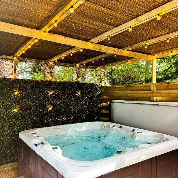 Arawn 4 - Hot Tub - Dog friendly - Family, hotel a Almondbank