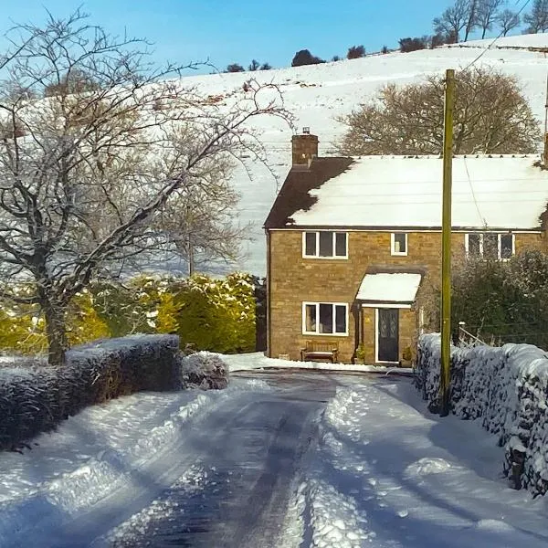 Mill Lea Cottage, hotel v destinácii Onecote